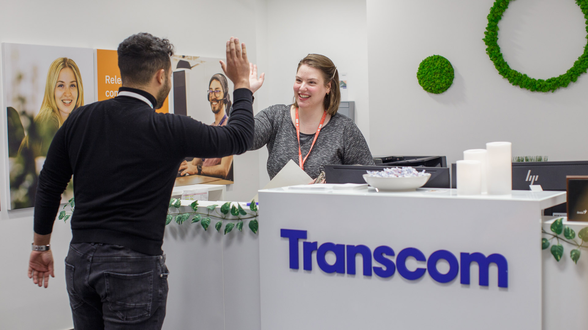Reducing process errors, using gamification to reduce AHT & generating additional revenue for a travel company.